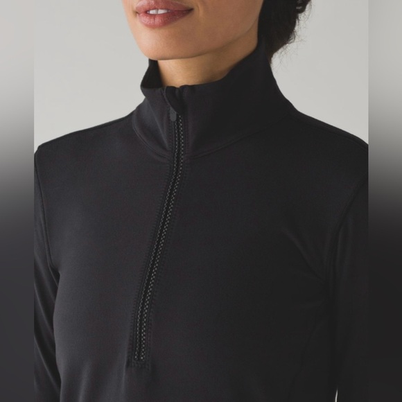 Lululemon Outrun 1/2 Zip - Picture 2 of 9